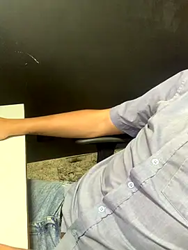 Snapshot of trimineiro_ chatting on 09.24.25 trimineiro online show from 09.24.25