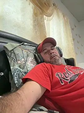 Snapshot of Cristian-Brayan chatting on 09.24.25 Cristian-Brayan online show from 09.24.25