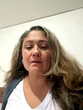 gabiTetas online show from 10.10.25