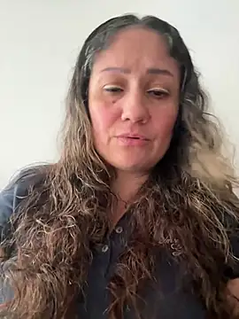 Snapshot of gabiTetas chatting on 03.27.26 gabiTetas online show from 03.27.26