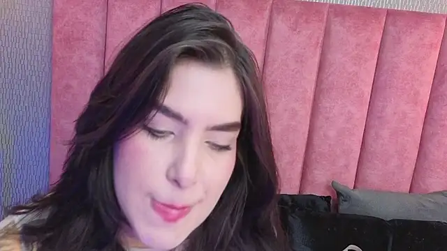 Alexa Thaylor  online show from 02.24.26