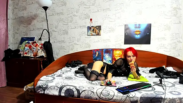 Snapshot of KagamiTayga chatting on 01.16.26 KagamiTayga online show from 01.16.26