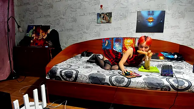 Snapshot of KagamiTayga chatting on 03.20.26 KagamiTayga online show from 03.20.26