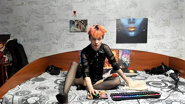 Snapshot of KagamiTayga chatting on 04.09.26 KagamiTayga online show from 04.09.26