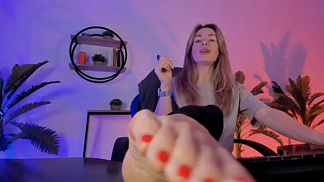 RebeccaMartinez online show from 01.19.25