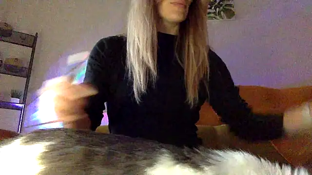 RebeccaMartinez online show from 03.16.25