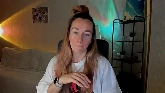 RebeccaMartinez online show from 12.19.25