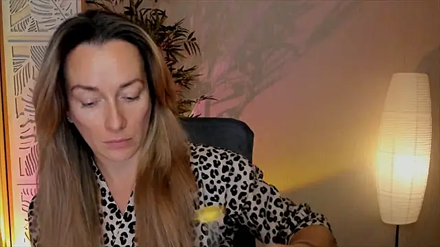 RebeccaMartinez online show from 02.07.26