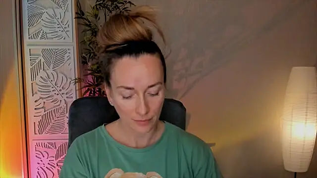 RebeccaMartinez online show from 02.15.26