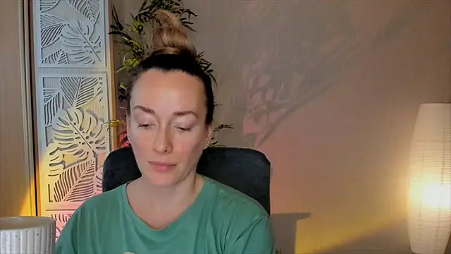 RebeccaMartinez online show from 02.17.26