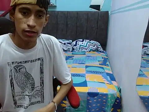 Angelstripboy online show from 03.19.25