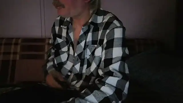 cumloverboyxx69 online show from 11.24.25