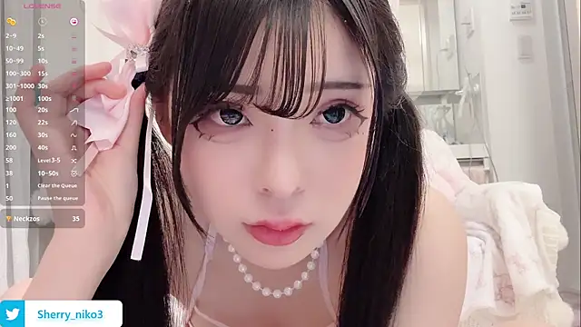 Snapshot of Sherry_niko chatting on 11.27.25 Sherry niko online show from 11.27.25