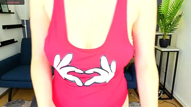 JeannieFox  online show from 10.12.25