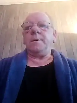 Kuschelb online show from 04.13.26