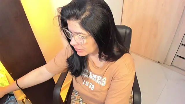 BellaFlaming online show from 05.27.26