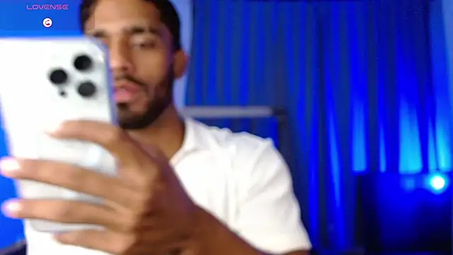 Snapshot of Christian_thor chatting on 04.03.26 Christian thor online show from 04.03.26