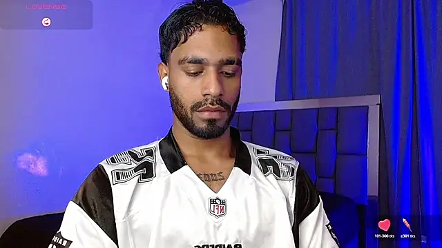 Snapshot of Christian_thor chatting on 04.06.26 Christian thor online show from 04.06.26