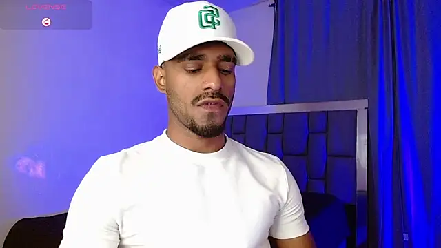 Snapshot of Christian_thor chatting on 04.12.26 Christian thor online show from 04.12.26