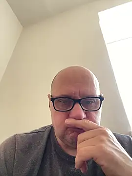 vanjbi45 online show from 02.19.25