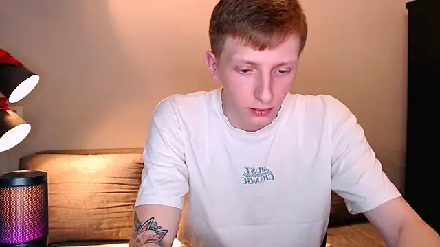 juliaanddima online show from 11.29.25