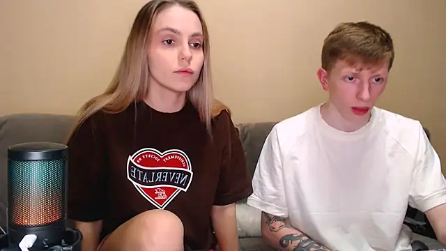 juliaanddima online show from 02.13.26