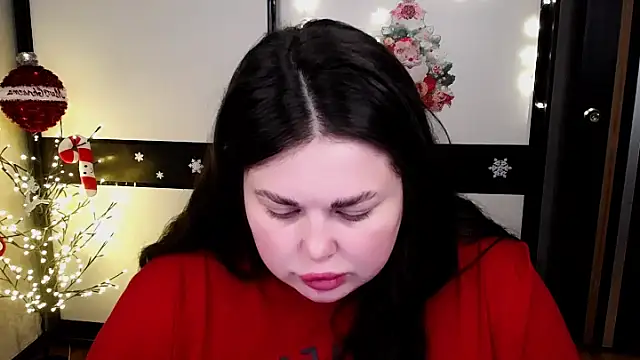 Emily Mo online show from 12.03.25