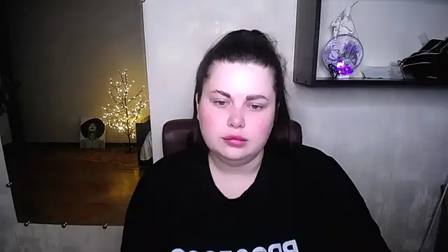 Snapshot of Emily_Mo chatting on 07.02.26 Emily Mo online show from 07.02.26