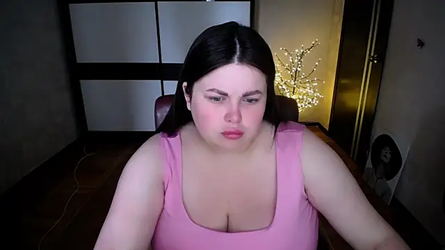 Snapshot of Emily_Mo chatting on 07.09.26 Emily Mo online show from 07.09.26