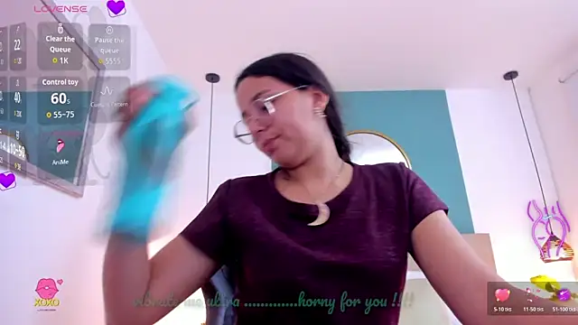 lucy blue28 online show from 05.21.26