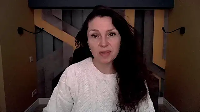 EllaLong online show from 02.21.26