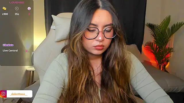 dakottaa  online show from 03.13.26