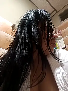 DanelyLopez online show from 02.22.25