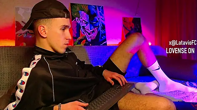 Snapshot of Midnighter_ chatting on 01.31.25 Midnighter  online show from 01.31.25