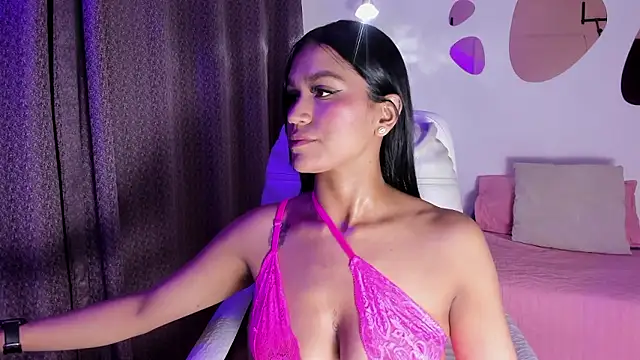 Caroliina Saenz online show from 01.09.26