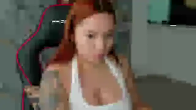 Snapshot of samantha_tattu chatting on 10.03.25 samantha tattu online show from 10.03.25