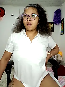 chalohott online show from 11.14.25