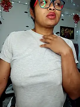 chalohott online show from 12.15.25