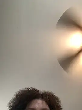 QueenNuttCollector online show from 04.15.26