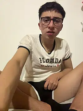 CamiRojas boy online show from 03.17.26