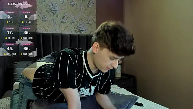  YummyTony  online show from 02.26.26