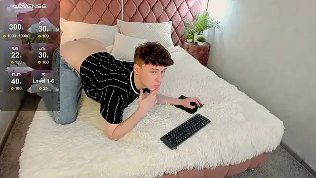  YummyTony  online show from 02.28.26