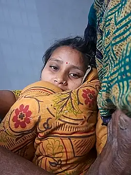 Snapshot of Rani019 chatting on 02.28.26 Rani019 online show from 02.28.26