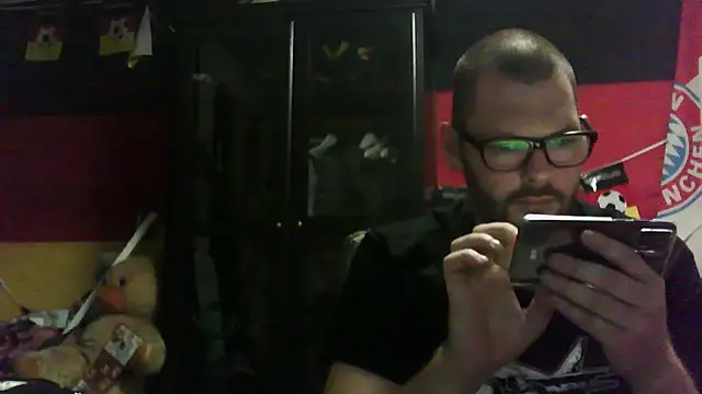 Snapshot of Die-geile-Sau chatting on 10.02.25 Die-geile-Sau online show from 10.02.25