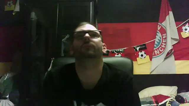 Die-geile-Sau online show from 11.18.25