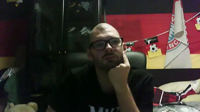 Die-geile-Sau online show from 11.27.25