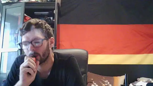 Die-geile-Sau online show from 06.23.26