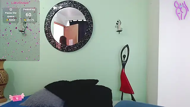 Sofia Franco  online show from 01.17.25