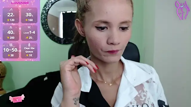 Sofia Franco  online show from 03.22.25