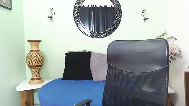 Sofia Franco  online show from 02.12.26